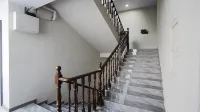 Ba Da Ju Audiovisual Hotel - 2-Star