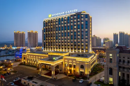Wyndham Garden Weihai Dream Sea Отели рядом с достопримечательностью «Dimond Beach Bath of DreamSea»