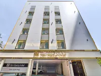 HADAN DENBASTA飯店 下端附近的飯店
