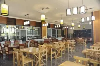 二連浩特乾龍國際飯店 - 停車場