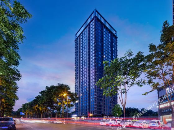 M.Plus Designer Hotel (Chengdu Longquanyi World Trade Plaza Branch)
