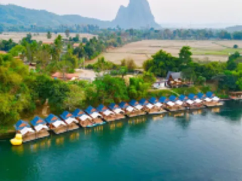 m&r house Hotels in Feuang