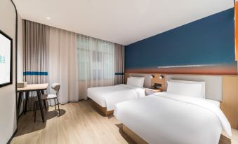 Ni Hao Hotel (Shenzhen Luohu Guomao Metro Station)