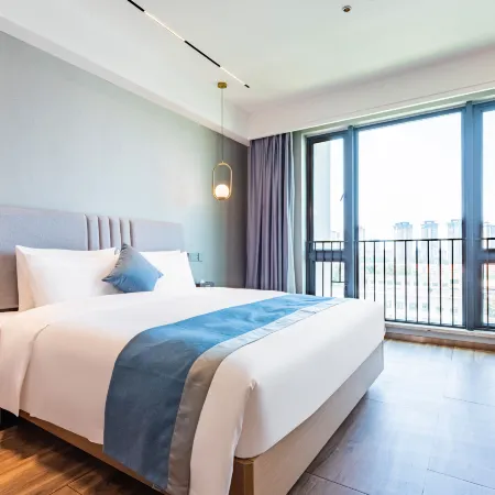 CHILL Cove Hotel