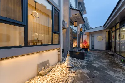 Cloud End Retreat in Wutai Mountain Hotels in Wutai