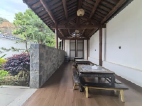 Yi Xi Yun Hot Spring Homestay
