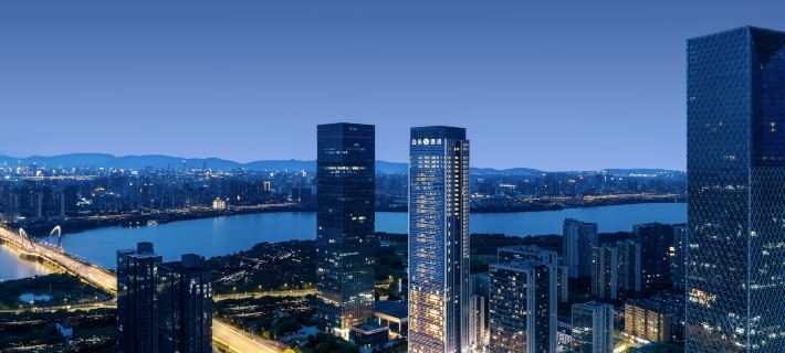 南昌艾溪湖東地鐵站亞朵S酒店 南昌酒店