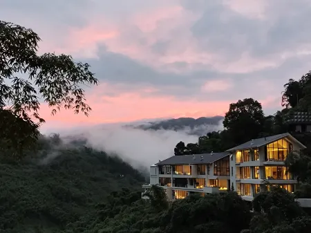 Su Ri Qinghe Cliff Waterfall Wild Luxury Hotel