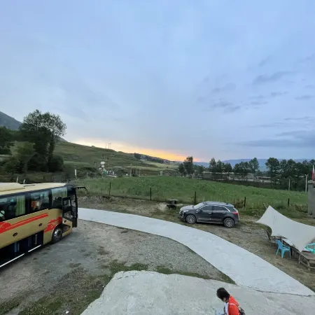 Road Luo Inn