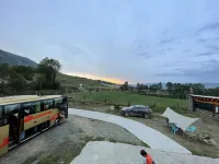 Road Luo Inn - غرفة مطلة على الجبل