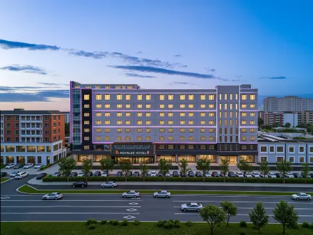 R ROYALSS HOTEL (Hohhot Saihan District Jinqiao Economic Development Zone) Отели рядом с достопримечательностью «Inner Mongolia University Innovation College (South Campus)»