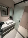 Elong Deluxe Hotel (Xuzhou Jiawang Wuyue Square)