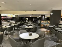 南京九號湯泉生活館 - ที่มีบาร์