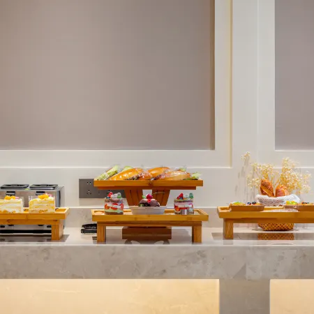 Vienna Hotel (Meilong High-Speed Rail East Station High-Tech Zone PCB Industrial Park Branch)