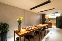 Jingdezhen Xingchuan · Qiyuan Design Guesthouse (Sanbao International Ceramic Village) - جاكوزي