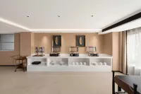 Lanju French Hotel - فطور