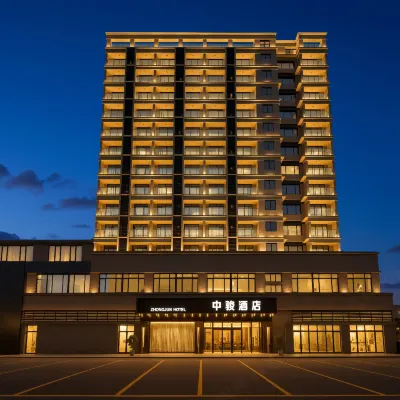 ZHONGJUN Zhongjun Hotel (Qingyuan Guangqing Avenue Qingcheng Station) Hotels near Qingcheng Railway Station