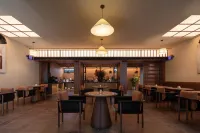 Lan Yue Hot Spring Garden Hotel - pet friendly