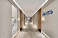 ReMAX X E-Sports Homestay - Parkplatz