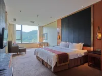 Nanjing Ziqinghu Hotspring Hotel Hotels near Ziqing Lake Safari Park