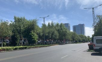 Jiyi Hotel (Yining Beijing Road Branch)