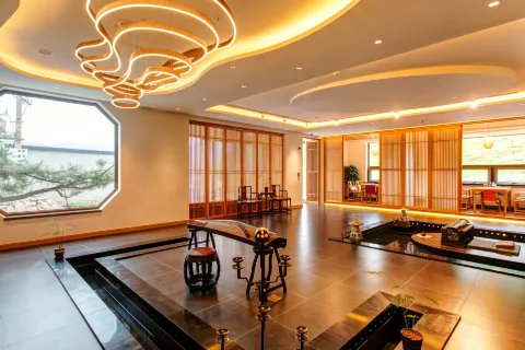 Floral Lux Hotel · Yunju Hotel  in Mingzhai, Wutai Mountain