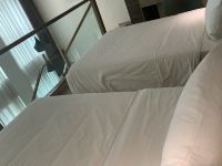 成都新会展亚朵酒店 - 高级复式双床房