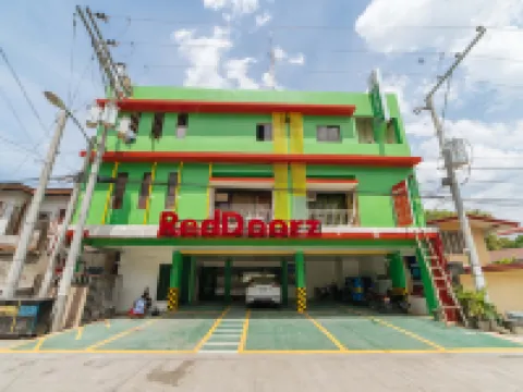 RedDoorz near Notre Dame of Dadiangas University Hotels in General Santos