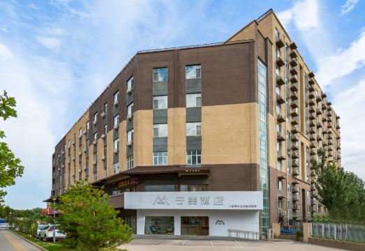 쯔메이 호텔 로비