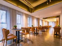 Yibin Lingang University City Exhibition center James Cafe Hotel