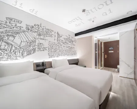 Jinglai Hotel Light Luxury (Shanghai Bund Joy City Branch) Hotel di Shanghai