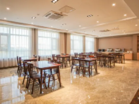 Shuiyifang Hotel (Yangquan Pingding Expressway Junction Branch) Hotels in Pingding County