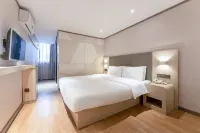 HanTing Hotel (Ganzhou Jiangnan Songcheng Wenming Avenue) - 2-Sterne