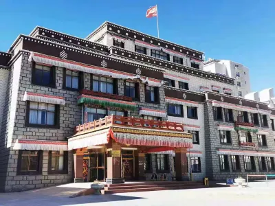 Xiangqu Garden Hotel Các khách sạn ở Nêdong