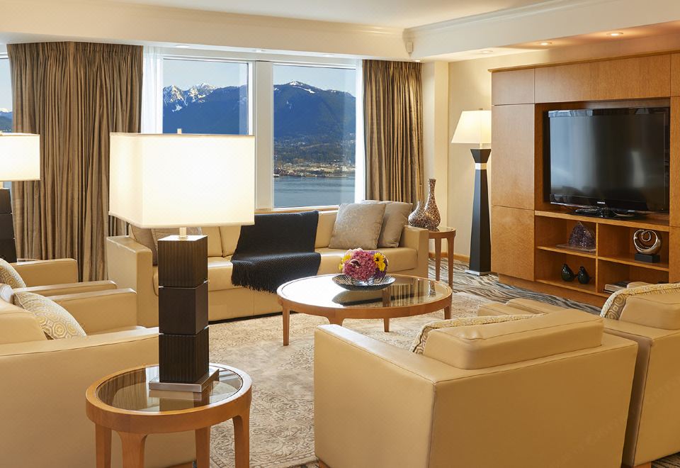 밴쿠버 팬 퍼시픽 호텔에서 보이는 항구 전망