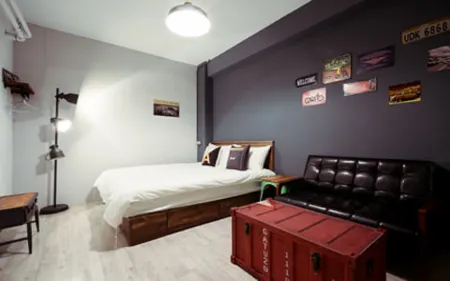 A Room Time