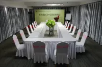Beswe Hotel Hotel di Huangmei