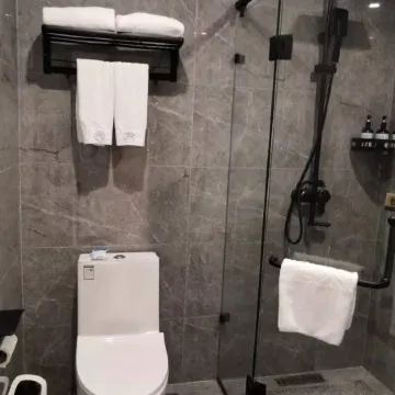 Jinzhou Pinhotel (Wanda Plaza)