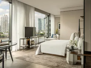 Four Seasons Hotel Bangkok at Chao Phraya River