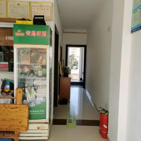 Jinhu Yujin Hotel