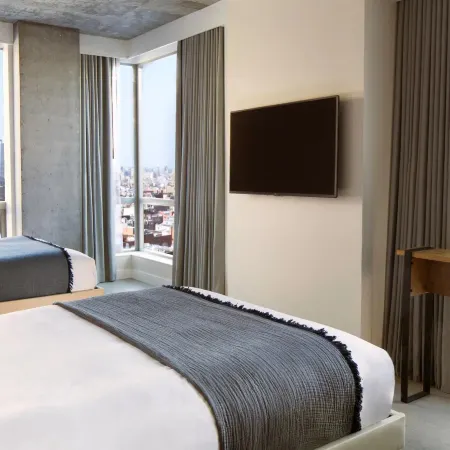 Hotel 50 Bowery, part of JdV by Hyatt Отели рядом с достопримечательностью «Чайнатаун – Маленькая Италия»