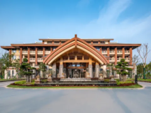 Howard Johnson The Bund Hotel Gasa Hotel a Xinping