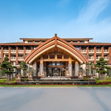 Howard Johnson The Bund Hotel Gasa