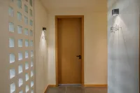 Bifengxia Brookside Yard Guesthouse - Kitchen