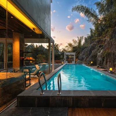 Panorama Karst View & Morning Brew – Yulong River Hotels near Yulong Water Charm