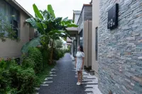 Shiguang Xiaozhu Hotel Hotels near Chucheng Manor