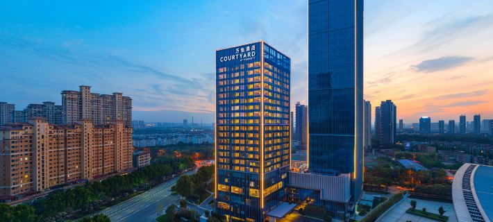 Courtyard by Marriott Luoyang Hotels in Luoyang