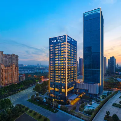 Courtyard by Marriott Luoyang Hotels near Jian Xi