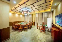 Yishanju Smart Hotel - Pools