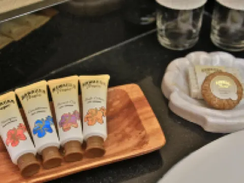 อควา อโลฮา เซิร์ฟ ไวกิกิ โรงแรมในโฮโนลูลู